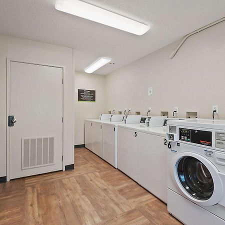 Extended Stay America Suites - Miami - Airport - Blue Lagoon Miami Springs Екстериор снимка