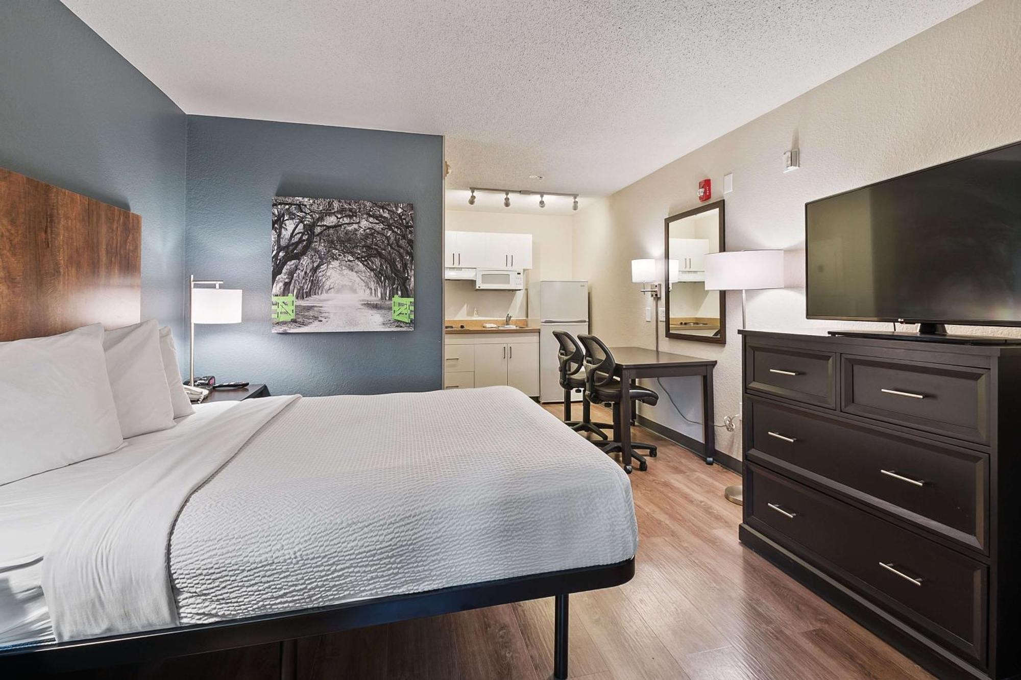 Extended Stay America Suites - Miami - Airport - Blue Lagoon Miami Springs Екстериор снимка