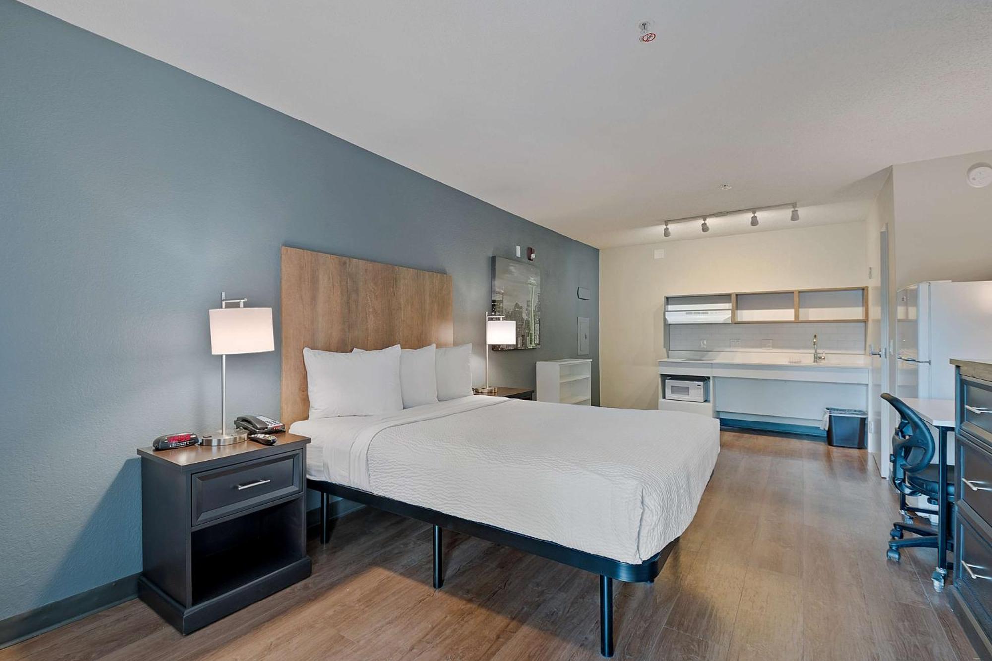 Extended Stay America Suites - Miami - Airport - Blue Lagoon Miami Springs Екстериор снимка